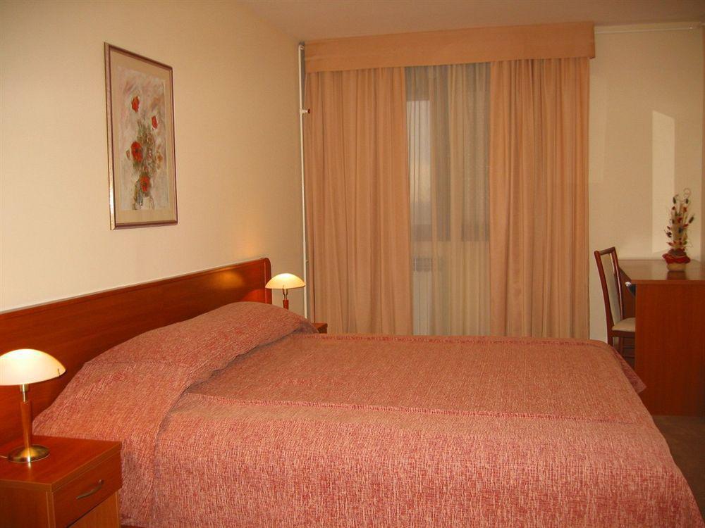 Hotel Porin Zagreb Room photo